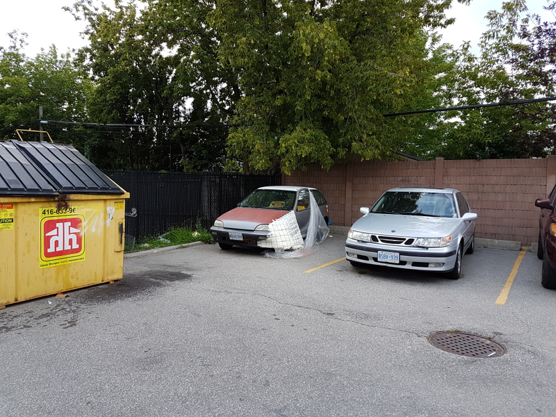 The vanity plate is even a reference to another website http://nogas96volts.blogspot.ca/